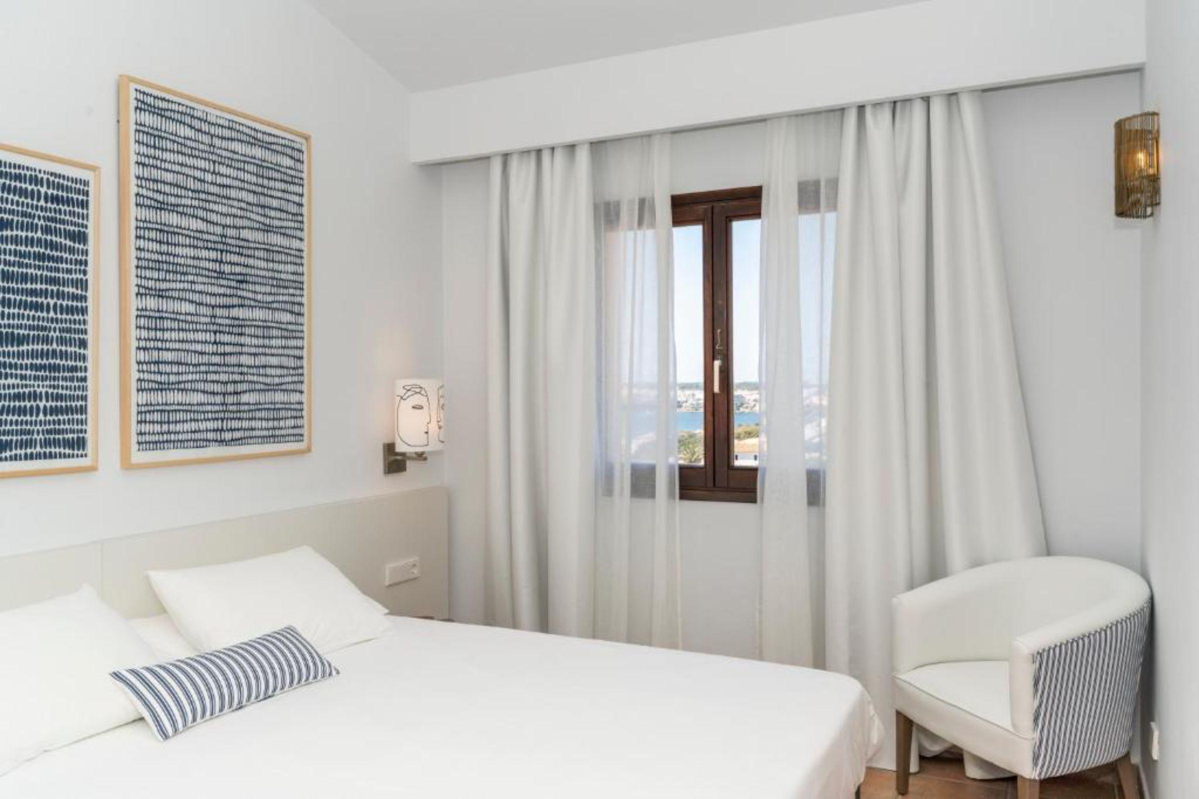 Calallonga Hotel Menorca Mahón Екстериор снимка