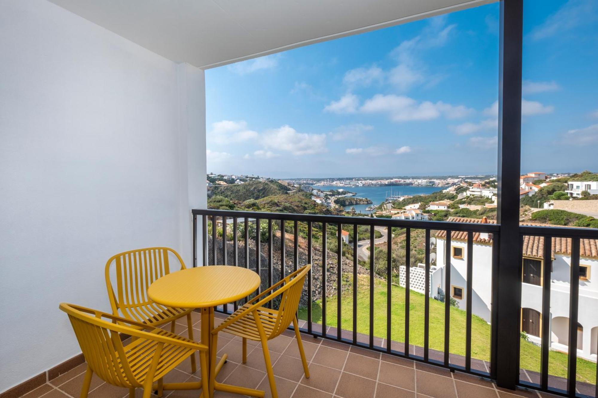 Calallonga Hotel Menorca Mahón Екстериор снимка