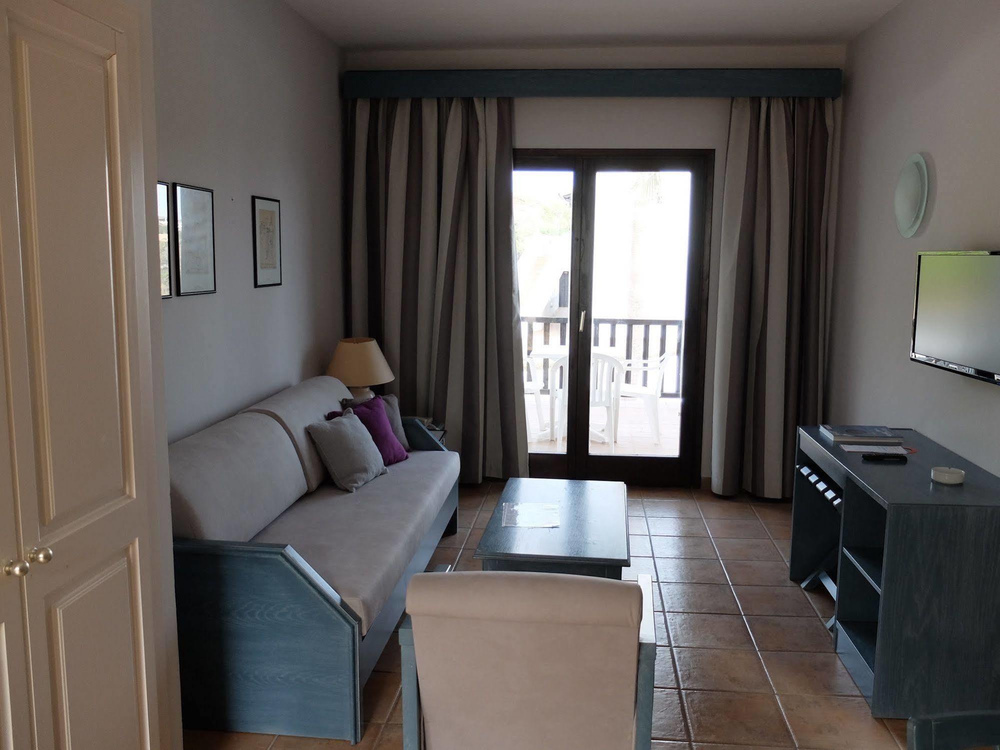 Calallonga Hotel Menorca Mahón Екстериор снимка