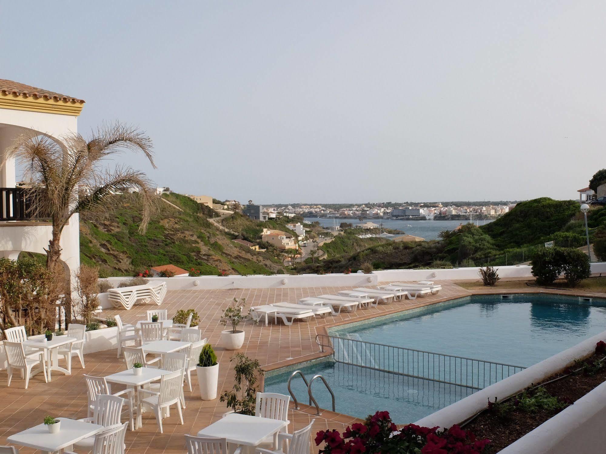 Calallonga Hotel Menorca Mahón Екстериор снимка